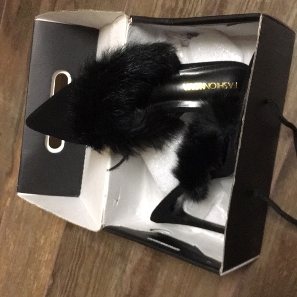 Fashion Nova Shoes - Bunny jump black heels